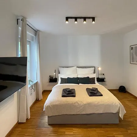 Zentrales Innenstadt Mit Besonderem Flair Lejlighed Stuttgart
